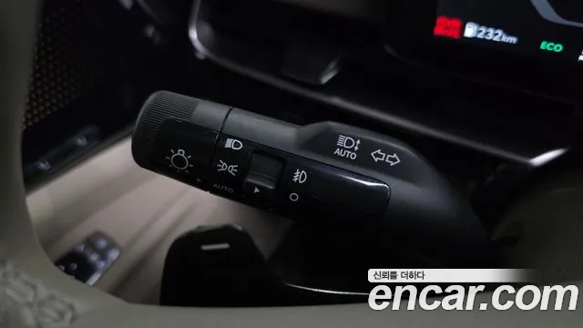Kia Carnival — Фото автомобиля 28