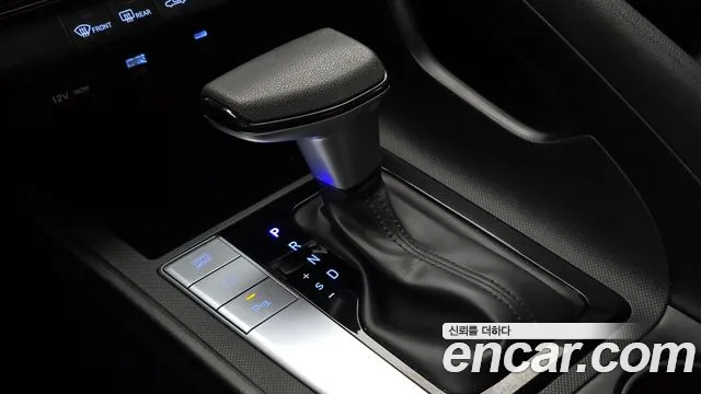 Hyundai Avante CN7 — Фото автомобиля 12