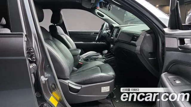 KG_Mobility_Ssangyong Rexton Новый Rexton Sport Дизель 2.2 2WD — Фото автомобиля 26