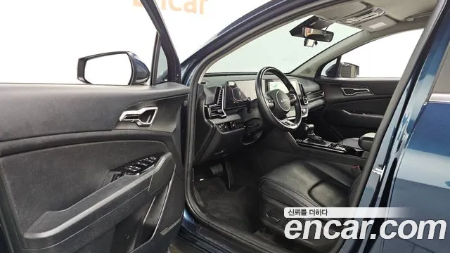 Kia Sportage Sportage 5-е поколение Бензин 1.6 турбо 2WD — Фото автомобиля 10