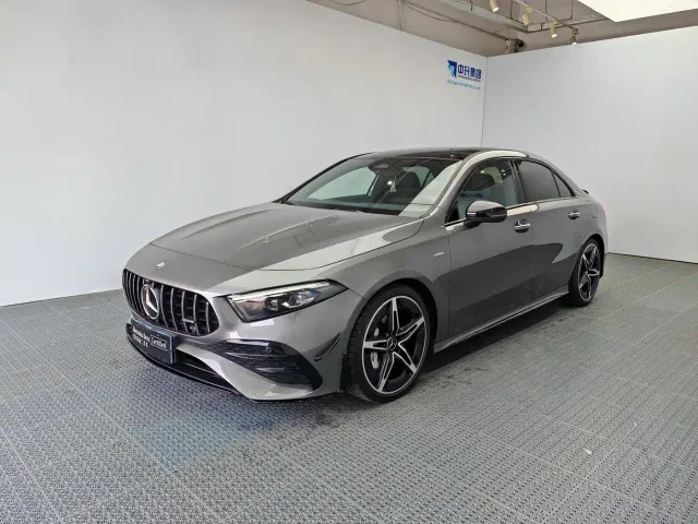 Фотография автомобиля — Mercedes-Benz A-Class AMG
