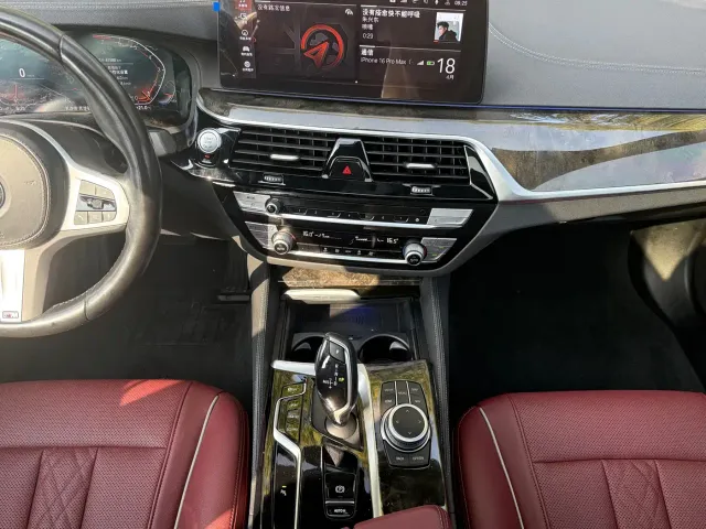 BMW 5 Series — Фото автомобиля 7