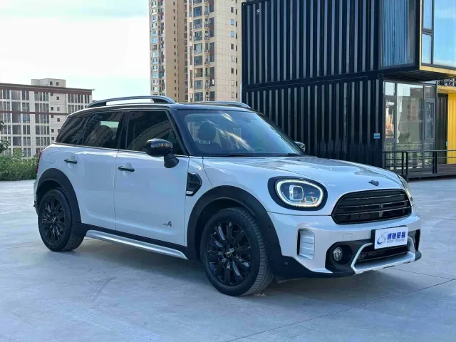 MINI Countryman — Фото автомобиля 3