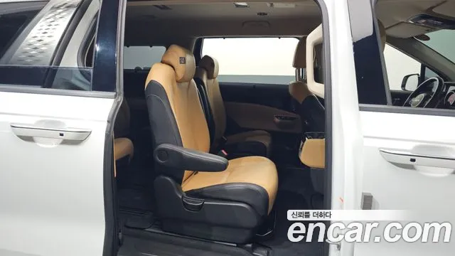 Kia Canival Carnival 4 поколение Дизель 9 мест Noblesse — Фото автомобиля 6