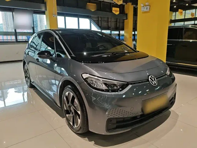Volkswagen ID.3 — Фото автомобиля 3