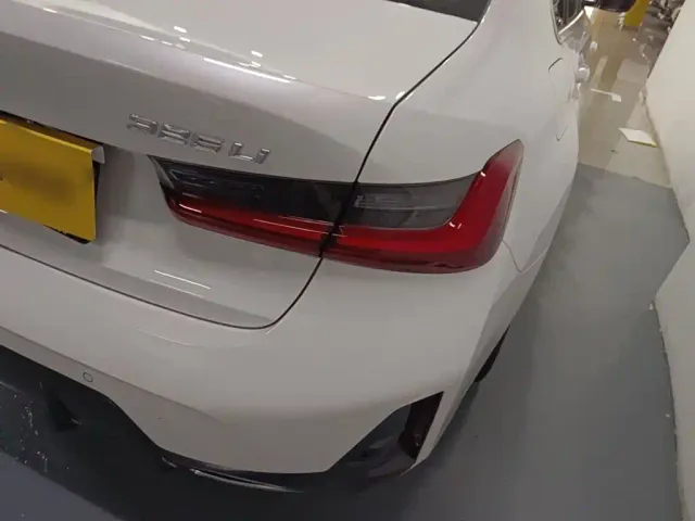 BMW 3 Series — Фото автомобиля 7