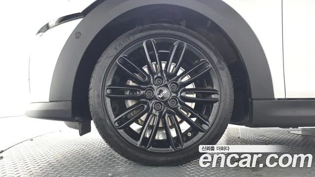 MINI Cooper — Фото автомобиля 5