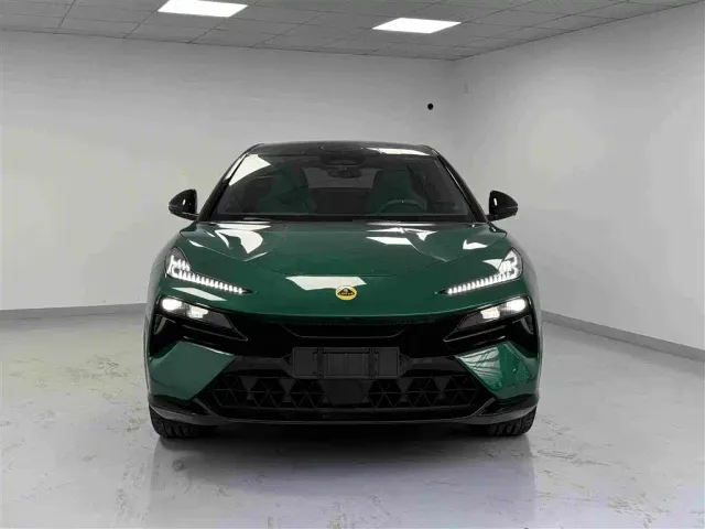 Lotus Eletre — Фото автомобиля 2
