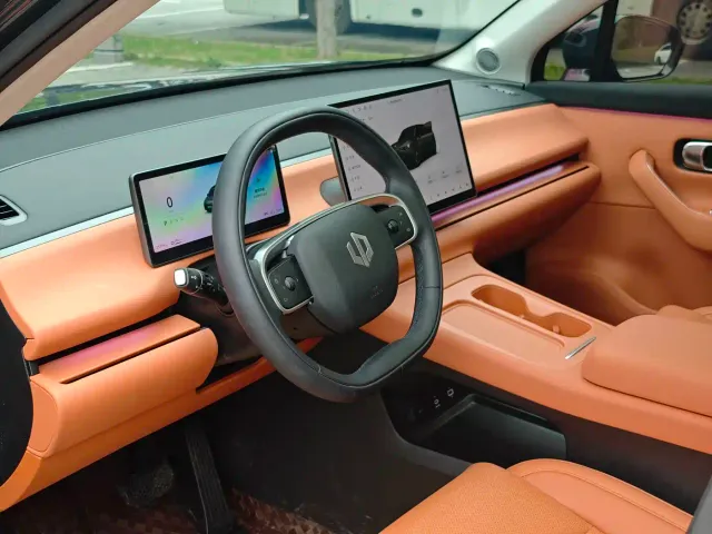 Leapmotor C10 — Фото автомобиля 4