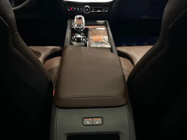 Volvo S60 — Фото автомобиля 12