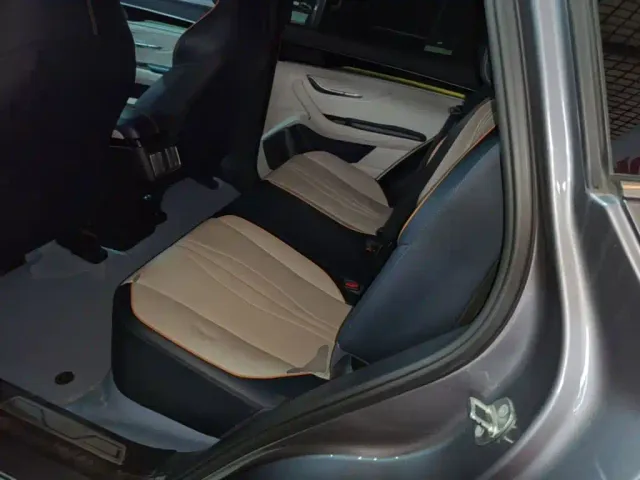 BYD Song PLUS — Фото автомобиля 16