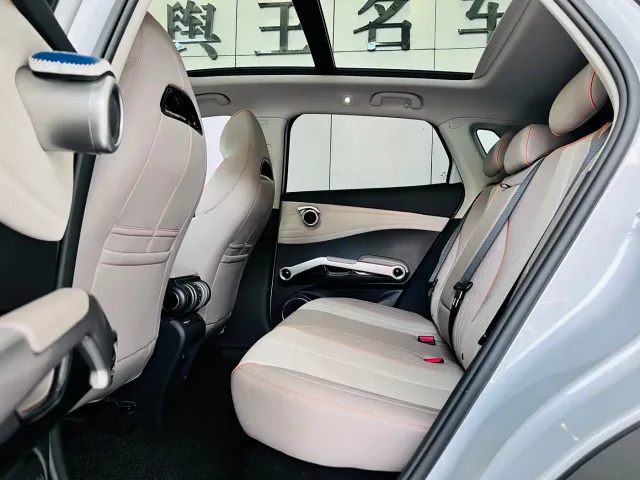 BYD Yuan PLUS — Фото автомобиля 19