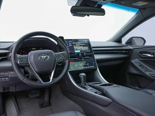 Toyota Avalon — Фото автомобиля 7