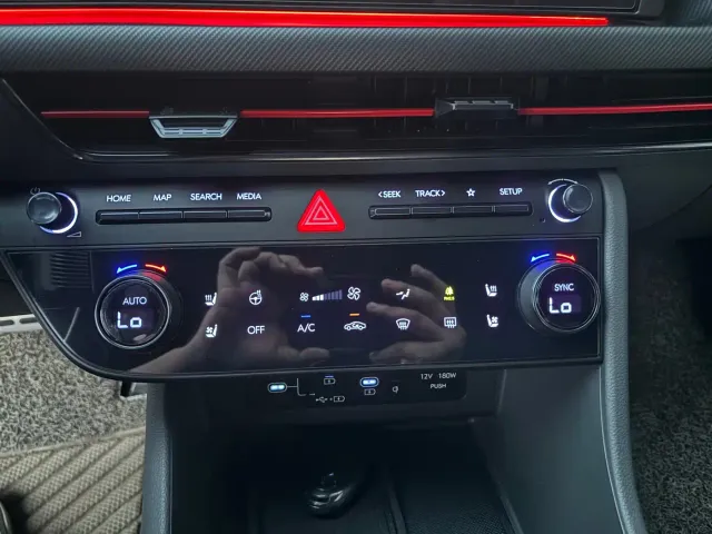 Hyundai Sonata — Фото автомобиля 16