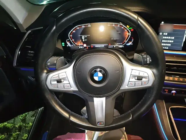 BMW X5 — Фото автомобиля 11