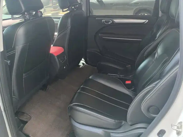 GAC Trumpchi M6 — Фото автомобиля 11