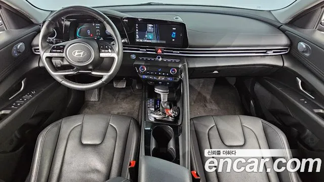 Hyundai Avante CN7 — Фото автомобиля 10