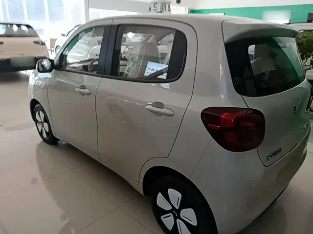 Wuling Hongguang Mini EV — Фото автомобиля 4