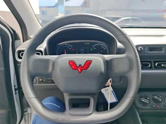 Wuling Hongguang — Фото автомобиля 6