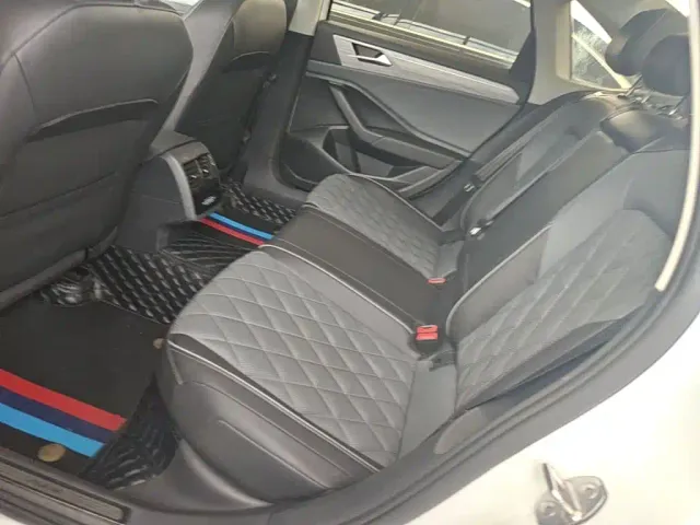 Volkswagen Sagitar — Фото автомобиля 16