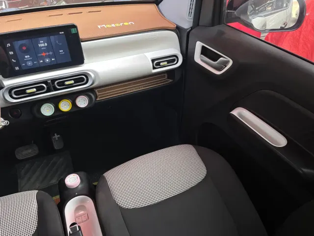 Wuling Hongguang Mini EV — Фото автомобиля 18