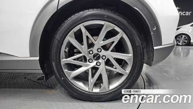 Genesis GV60 — Фото автомобиля 5