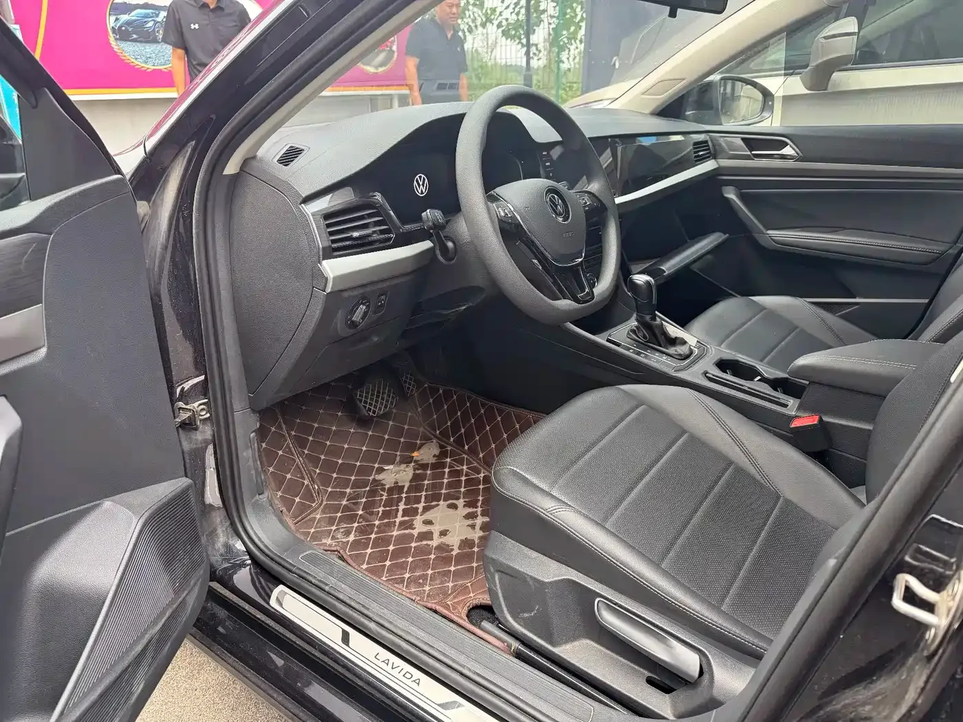 Volkswagen Lavida 2022 1.5L Auto Comfort Edition — Фото автомобиля 4