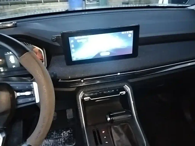 Wuling Asta — Фото автомобиля 12
