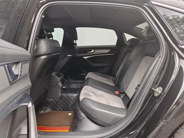 Audi Audi A6L 2022 45 TFSI quattro Premium Dynamic — Фото автомобиля 13