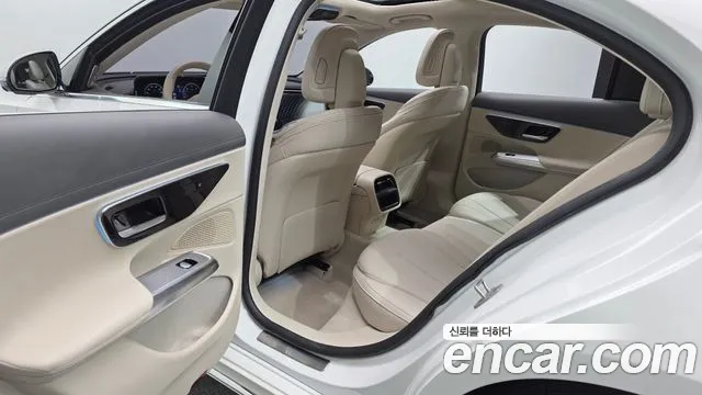 Mercedes-Benz E-Class W214 — Фото автомобиля 18