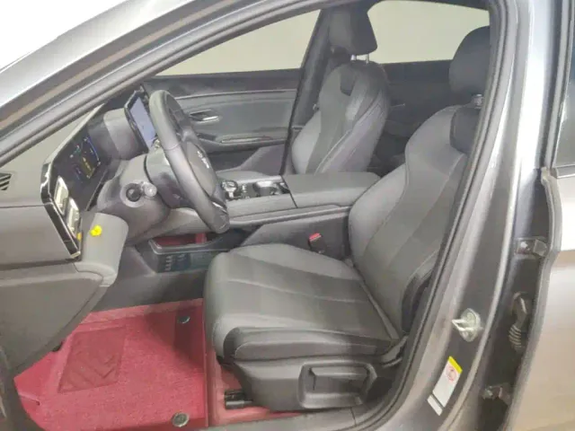 BYD Qin L — Фото автомобиля 14