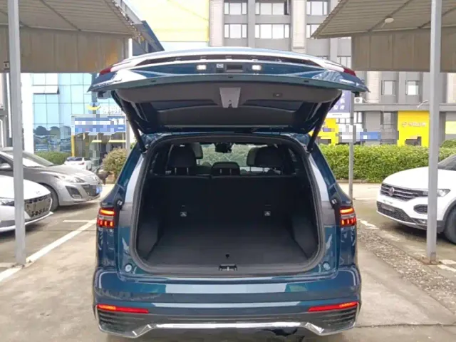 Geely Xingyue L — Фото автомобиля 18