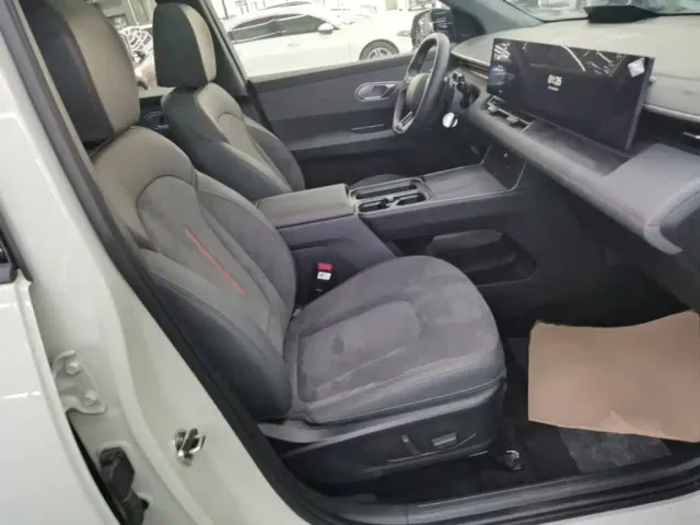 Hyundai ELEXIO — Фото автомобиля 24
