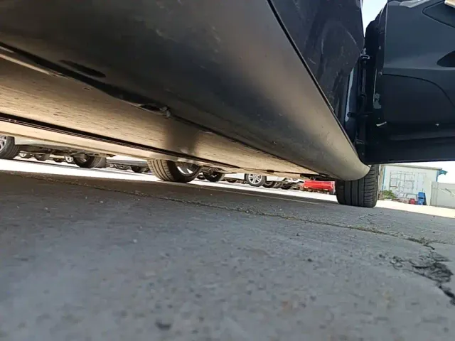 Tesla Model Y — Фото автомобиля 20