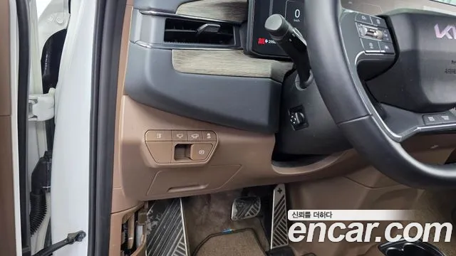 Kia EV9 — Фото автомобиля 22