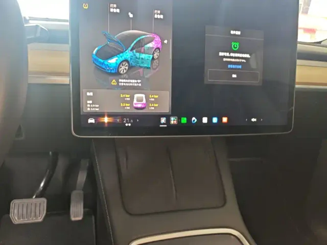 Tesla Model Y 2023 Rear-Wheel Drive Edition — Фото автомобиля 12