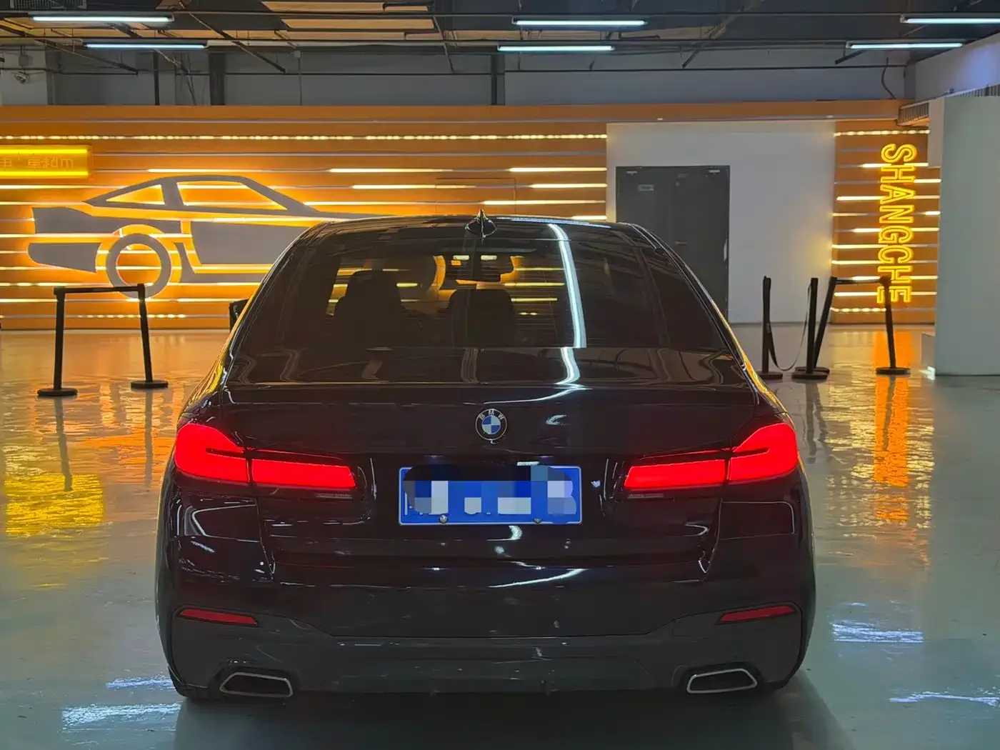BMW BMW 5 Series (Import) 2022 525i M Sport Package — Фото автомобиля 5