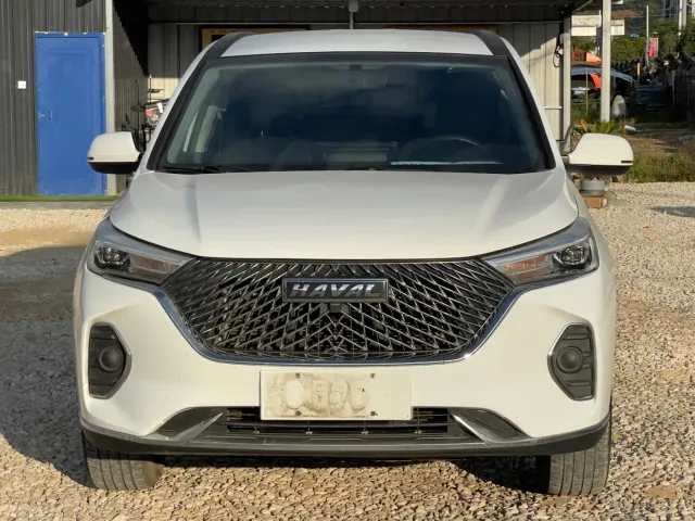 Haval M6 — Фото автомобиля 2