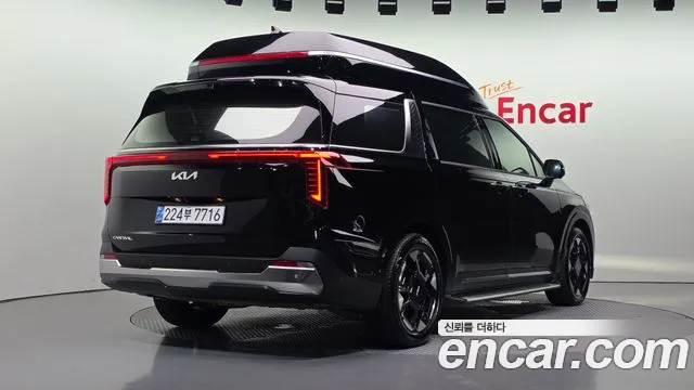 Kia Canival Новый Carnival 4 поколение Бензин 9 мест Hi-Limousine — Фото автомобиля 2