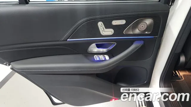 Mercedes-Benz GLS-Class — Фото автомобиля 16