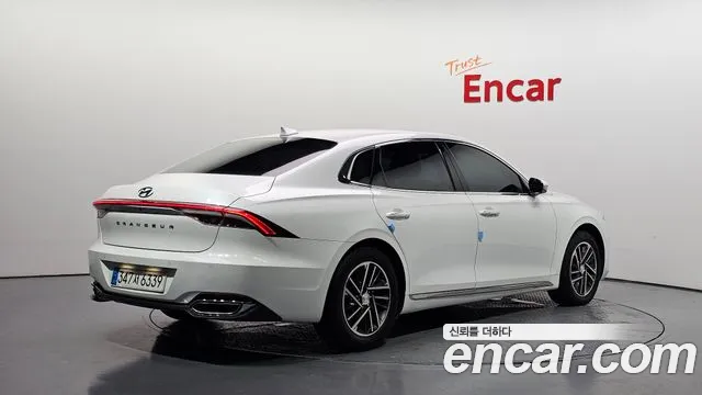 Hyundai Grandeur — Фото автомобиля 2
