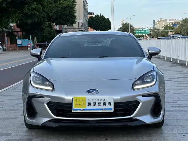 Subaru BRZ — Фото автомобиля 2