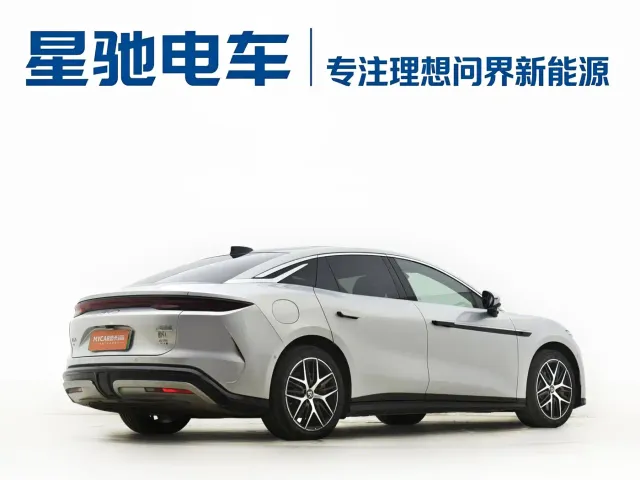BYD Han L — Фото автомобиля 16