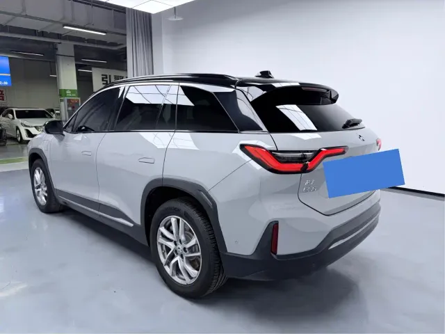 Nio ES6 — Фото автомобиля 9