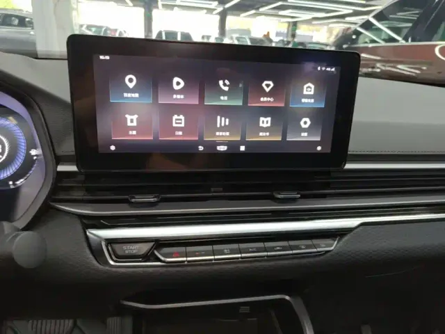 Geely Emgrand — Фото автомобиля 12