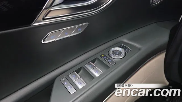 Genesis GV80 — Фото автомобиля 28
