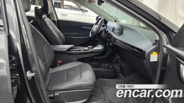 Kia EV6 — Фото автомобиля 16