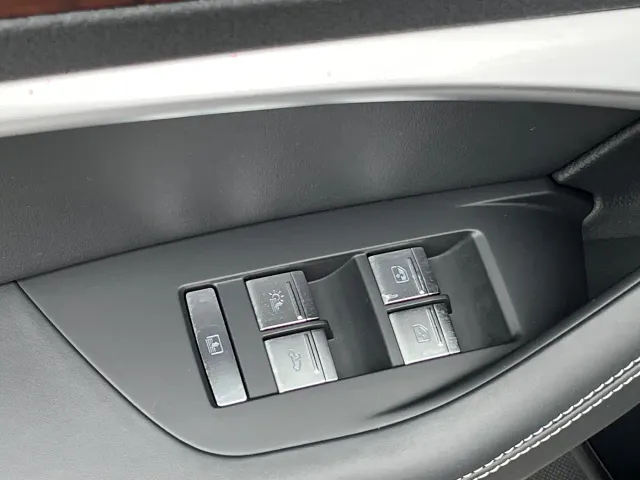 Audi A6L — Фото автомобиля 23