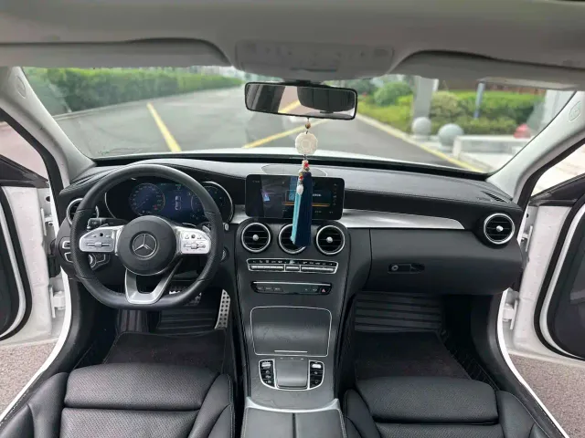 Mercedes-Benz C-Class — Фото автомобиля 4