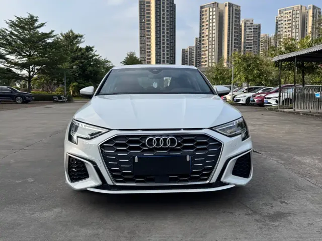 Audi A3 — Фото автомобиля 2